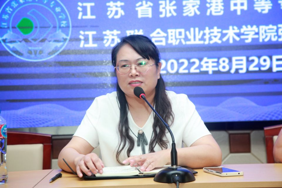 c2fc9ba24d184908a4b1dd36a2084da5.jpg
