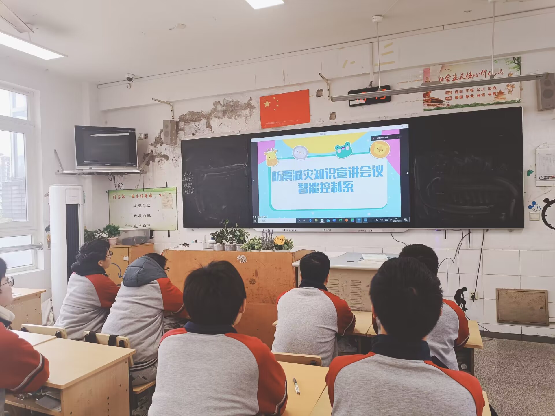 94c4d58bfc96410aa676bf4d298cb0ac.jpg 94c4d58bfc96410aa676bf4d298cb0ac.jpg