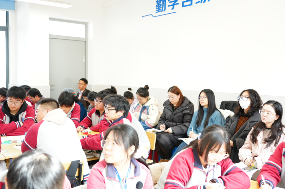 d90f91a7cafa409b8b9fbd6b9353a467.Png