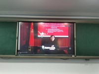 加强学习　提高思想政治教师理论素养