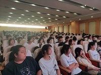 “青春热枕，蓄势待发”——信息工程系召开“润桐数据云计算”现代学徒制班动员大会