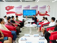 倾听“青”声，共绘成长“同心圆”