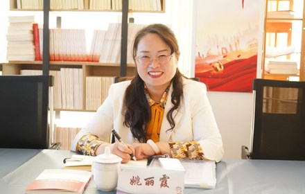 我校“匠心育人·巾帼风采”女教师日常教学风采照专题系列活动（一）