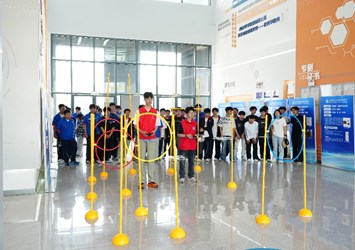 匠心筑梦强技能　产教融合育工匠　—江苏联合职业技术学院张家港分院、江苏省张家港中等专业学校　2026年职业教育活动周圆满落幕