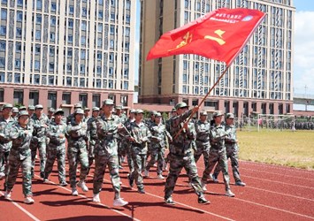迷彩青春・光影留痕